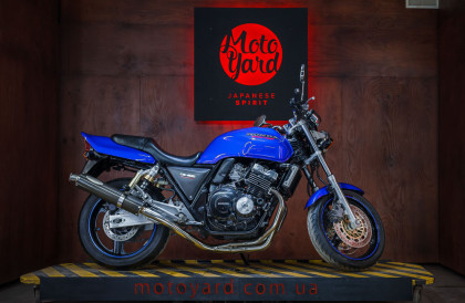 Honda CB 400 – это тот мотоцикл, на котором всегда хочется проехаться