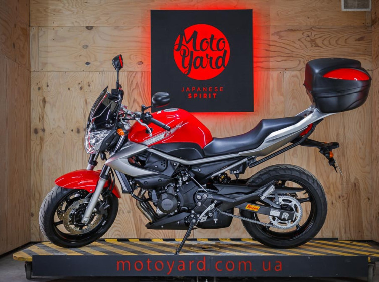 Мотоцикл Yamaha XJ6N Diversion с пробегом 8575 км