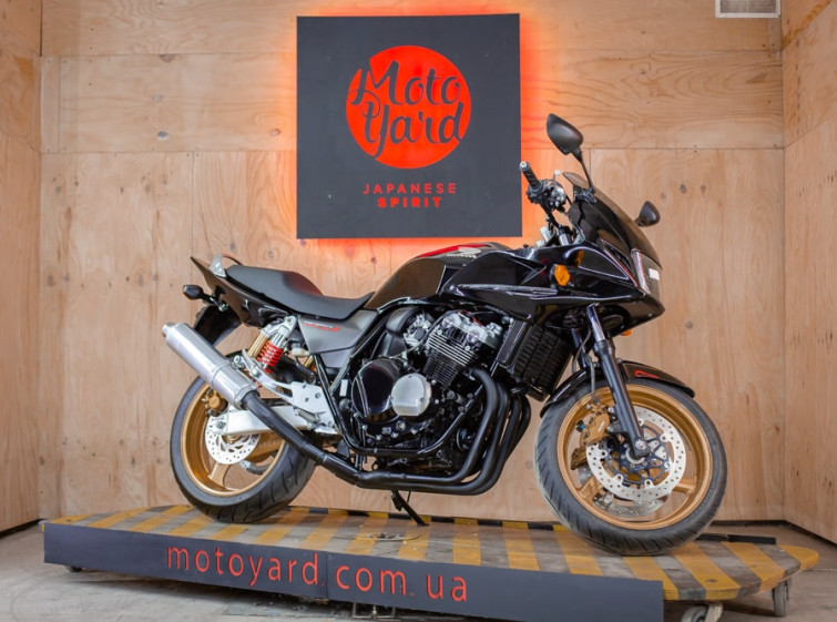 Мотоцикл Honda CB400SF с пробегом 18478 км