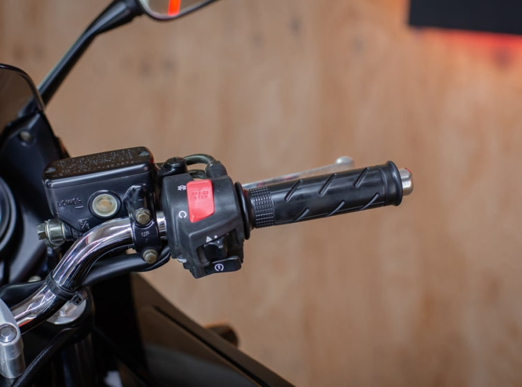 Мотоцикл Honda CB400SF с пробегом 18478 км