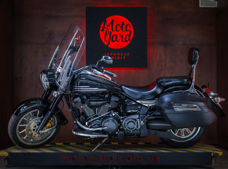 Мотоцикл Yamaha XVS MidNight Star 1900 Stratoliner з пробігом 2255 Міль