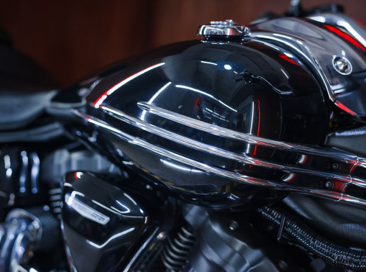 Мотоцикл Yamaha XVS MidNight Star 1900 Stratoliner з пробігом 2255 Міль