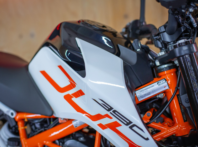 Мотоцикл KTM 390 Duke ABS с пробегом 5442 км