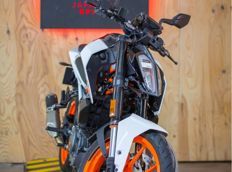 Мотоцикл KTM 390 Duke ABS с пробегом 5442 км