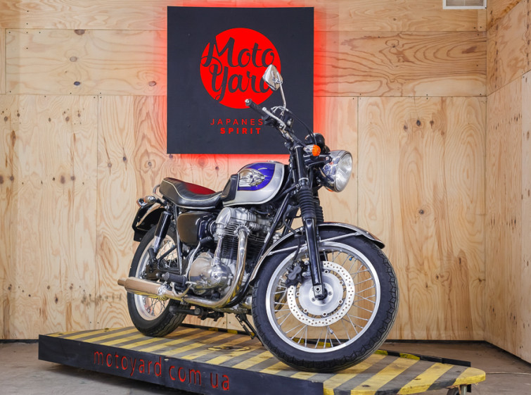 Мотоцикл Kawasaki W650 с пробегом 15685 км