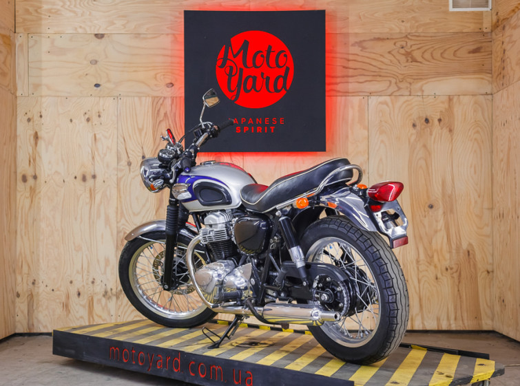 Мотоцикл Kawasaki W650 с пробегом 15685 км