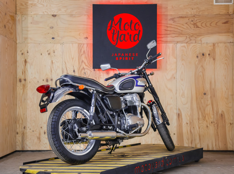 Мотоцикл Kawasaki W650 с пробегом 15685 км