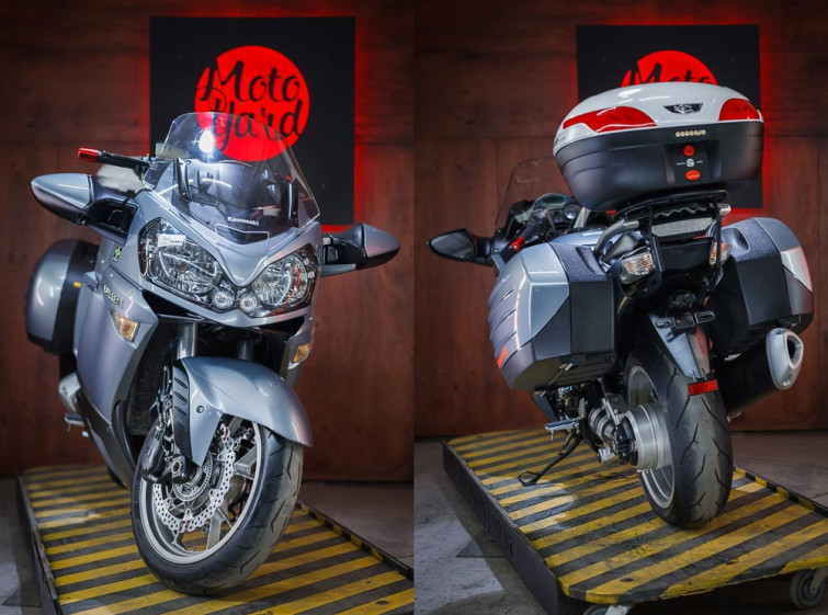 Мотоцикл Kawasaki GTR 1400 ABS з пробігом 15086 км