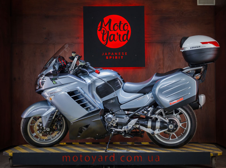 Мотоцикл Kawasaki GTR 1400 ABS з пробігом 15086 км