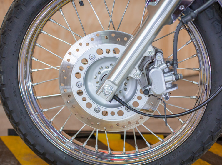 Мотоцикл Honda CB400SS-E с пробегом 6460 км