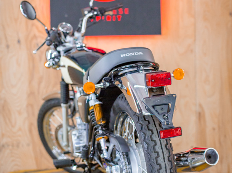 Мотоцикл Honda CB400SS-E с пробегом 6460 км