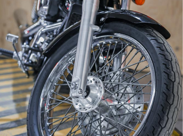 Мотоцикл Honda Shadow Slasher 400 с пробегом 17235 км