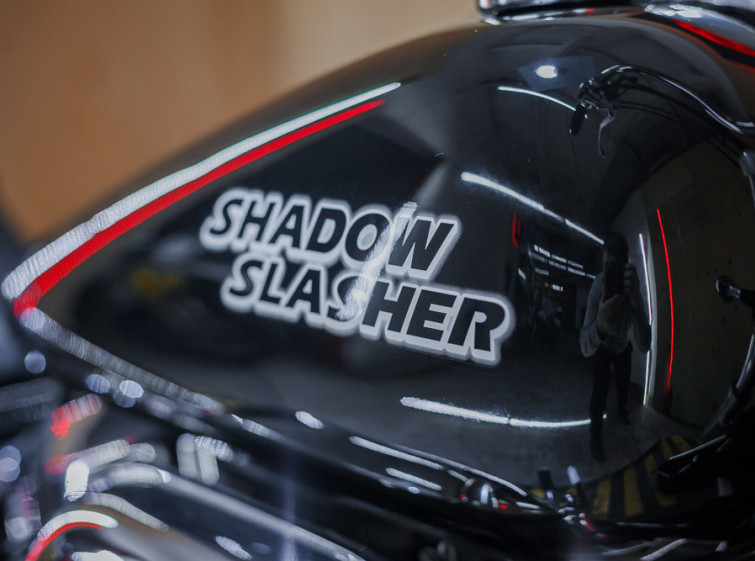 Мотоцикл Honda Shadow Slasher 400 с пробегом 17235 км