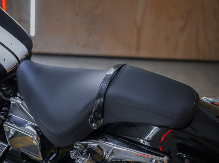 Мотоцикл Honda Shadow Slasher 400 с пробегом 17235 км