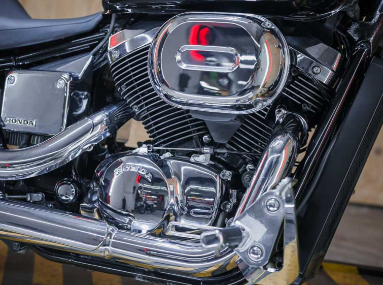Мотоцикл Honda Shadow Slasher 400 с пробегом 17235 км