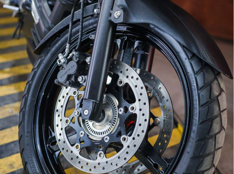 Мотоцикл Suzuki V-Strom DL650 ABS с пробегом 8556 км