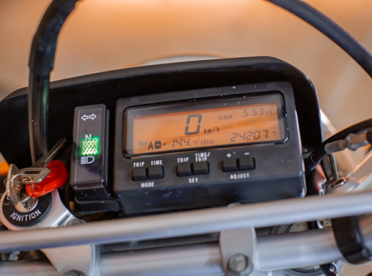 Мотоцикл Suzuki DJEBEL 250 XC з пробігом 24207 км