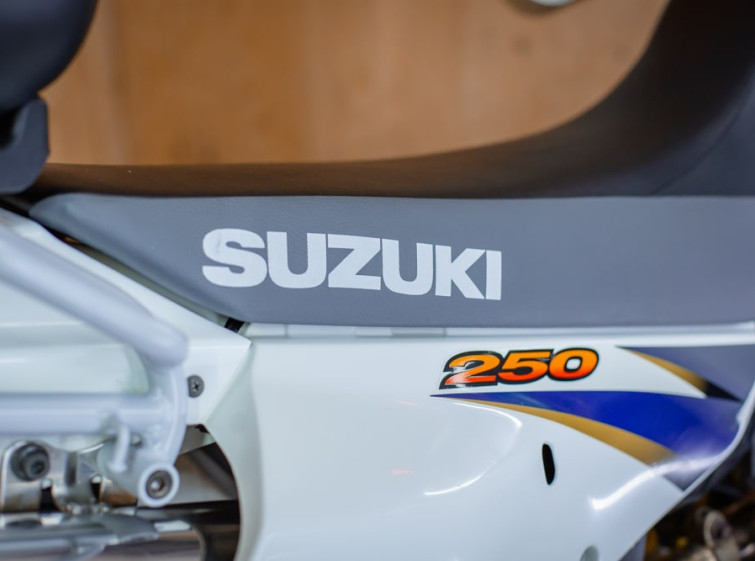 Мотоцикл Suzuki DJEBEL 250 XC з пробігом 24207 км