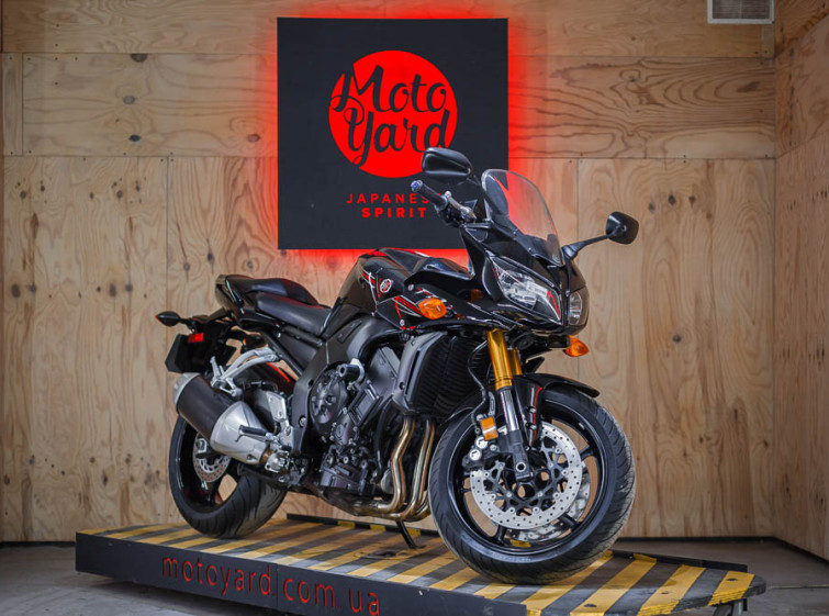 Мотоцикл Yamaha FZ1S з пробігом 16816 км