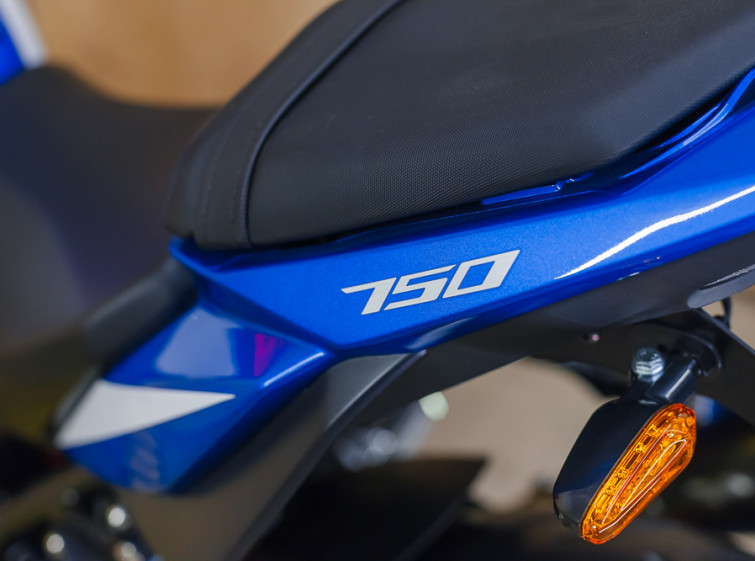 Мотоцикл Suzuki GSR 750 Z Special edition ABS з пробігом 2788 км