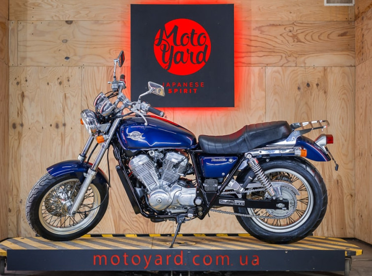 Мотоцикл Honda VRX 400 с пробегом 23764 км