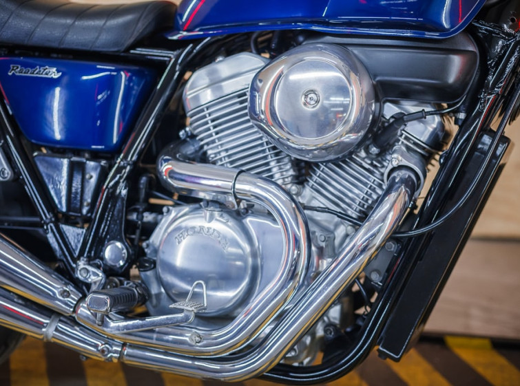 Мотоцикл Honda VRX 400 с пробегом 23764 км