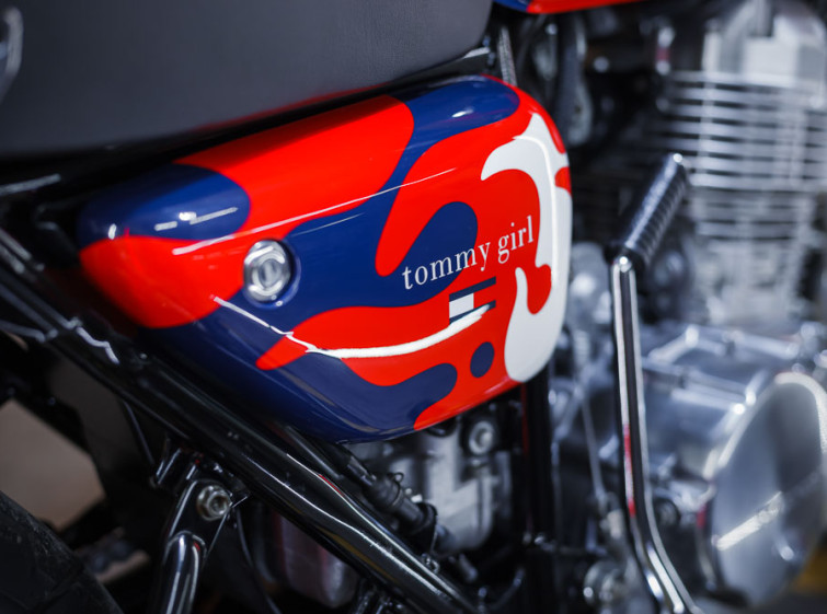 Мотоцикл Honda CB400SS-E с пробегом 676 км