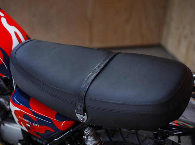 Мотоцикл Honda CB400SS-E с пробегом 676 км