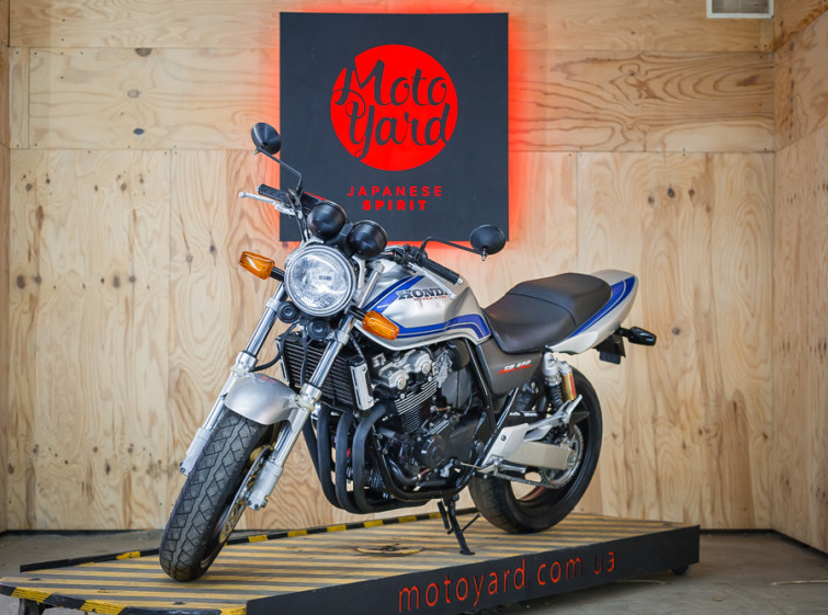 Мотоцикл Honda CB 400 sf з пробігом 29647 км