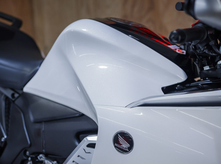 Мотоцикл Honda VFR1200FD ABS с пробегом 11843 км