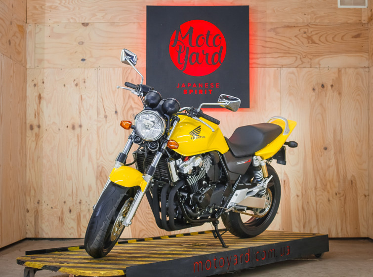 Мотоцикл Honda CB400 SF с пробегом 10953 км