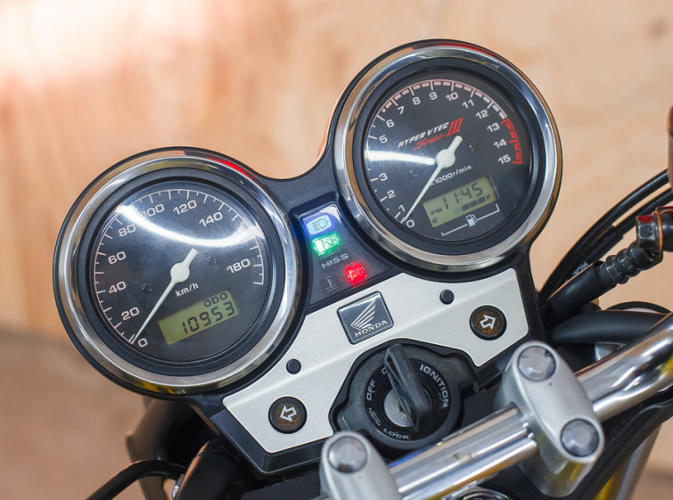 Мотоцикл Honda CB400 SF с пробегом 10953 км