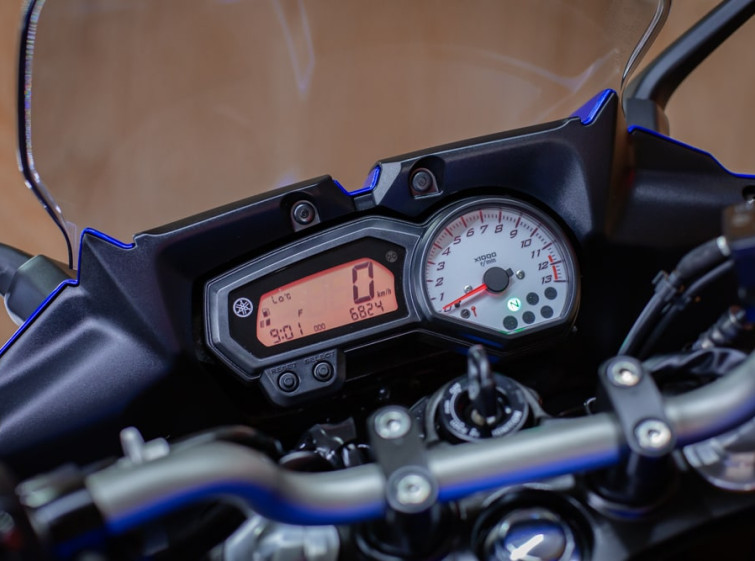 Мотоцикл Yamaha FZ8-SA FAZER ABS с пробегом 6824 км