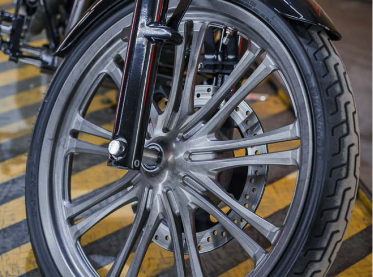 Мотоцикл Kawasaki Vulcan 900 Custom инжектор с пробегом 10480 км