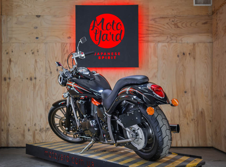 Мотоцикл Kawasaki Vulcan 900 Custom инжектор с пробегом 10480 км