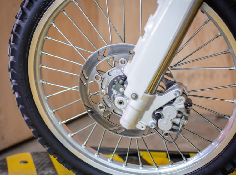 Мотоцикл Kawasaki KLX 250 з пробігом 6544 км