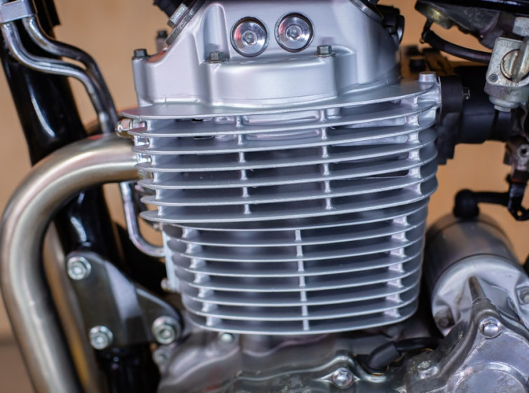 Мотоцикл Honda CB400SS-E з пробігом 18430 км