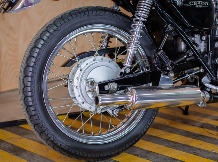 Мотоцикл Honda CB400SS-E з пробігом 18430 км