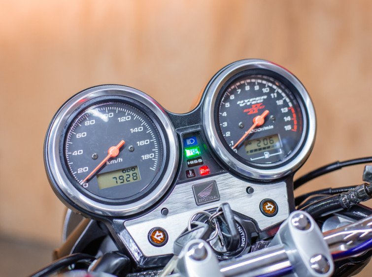 Мотоцикл Honda CB400SF VTEC 2 с пробегом 7928 км