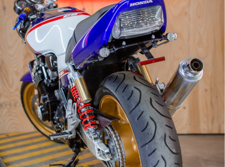 Мотоцикл Honda CB400SF VTEC 2 с пробегом 7928 км