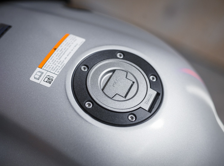 Мотоцикл Yamaha XJ6 diversion FA с пробегом 13451 км