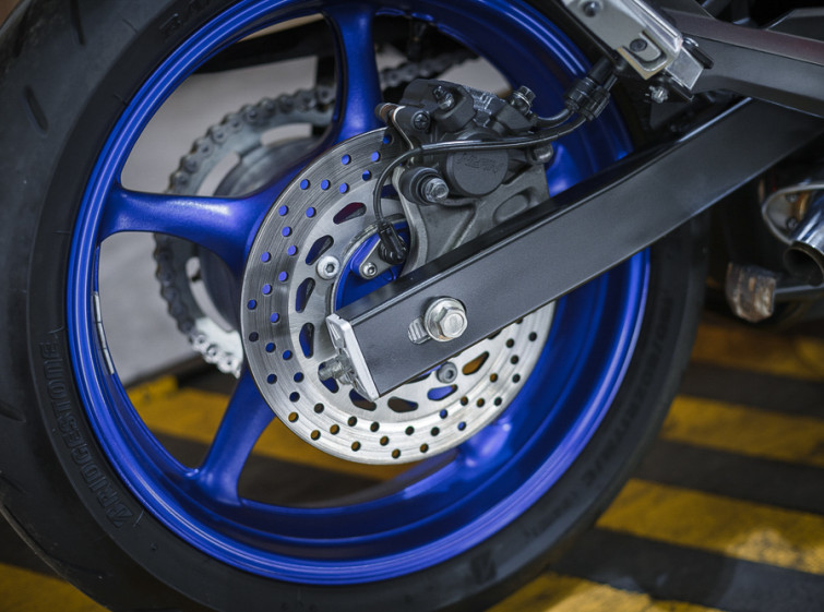 Мотоцикл Yamaha XJ6 diversion FA с пробегом 13451 км