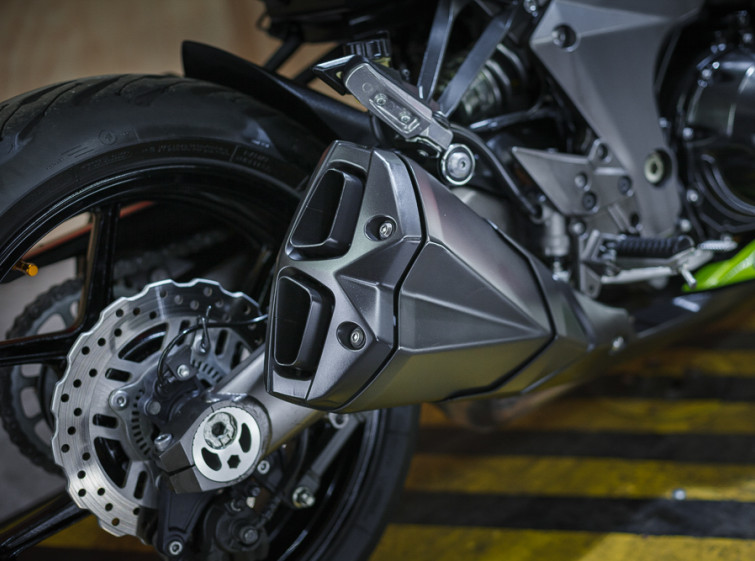 Мотоцикл Kawasaki Ninja Z1000SX с пробегом 13973 км