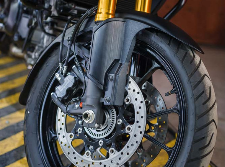 Мотоцикл Suzuki V-Strom DL1000 Traction ABS с пробегом 15533 км