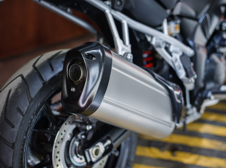 Мотоцикл Suzuki V-Strom DL1000 Traction ABS с пробегом 15533 км