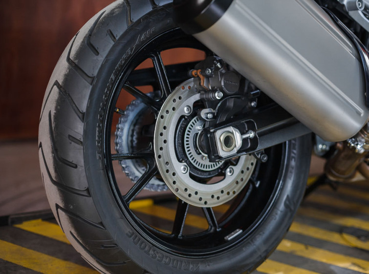 Мотоцикл Suzuki V-Strom DL1000 Traction ABS с пробегом 15533 км