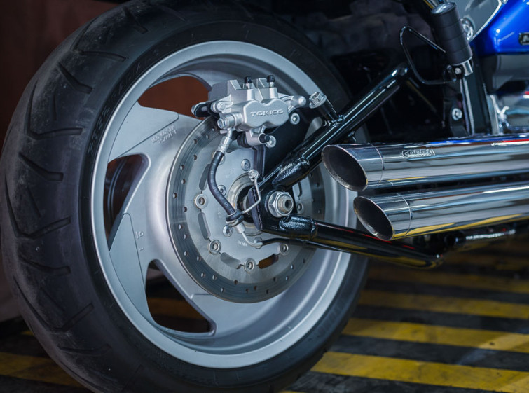 Мотоцикл Suzuki Intruder 1500 (Boulevard M90) с пробегом 8888 Миль