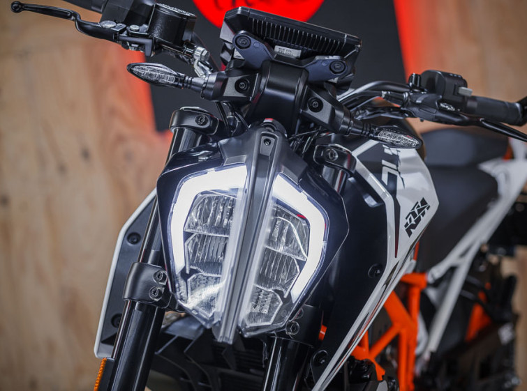 Мотоцикл KTM 390 Duke ABS с пробегом 6738 км