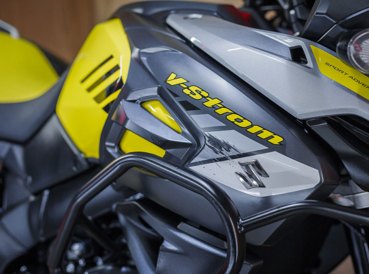 Мотоцикл Suzuki V-Strom DL1000 ABS с пробегом 16317 км