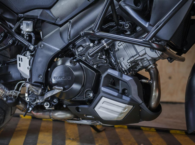 Мотоцикл Suzuki V-Strom DL1000 ABS с пробегом 16317 км